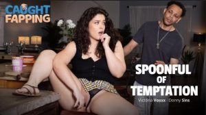 Chiếc muỗng đầy cám dỗ